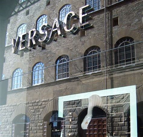 versace unternehmensphilosophie|versace dress wikipedia.